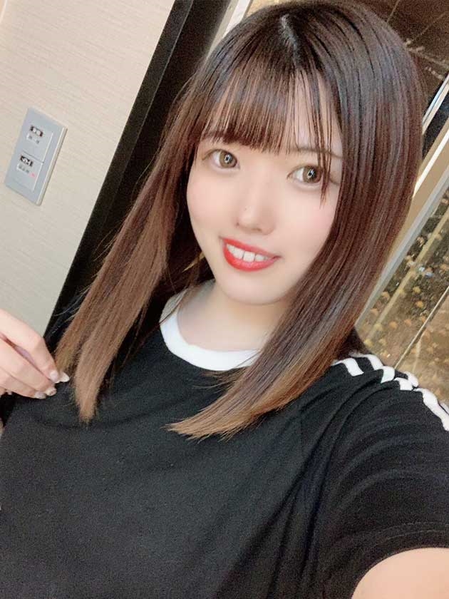 松岡みゆ